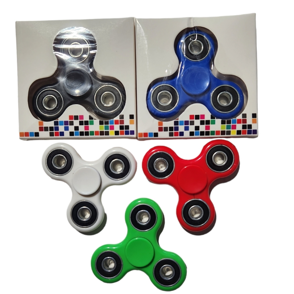 Fidget Spinner Toys Set of 5 Fidget Spinners Black, Red, Blue, Green, White